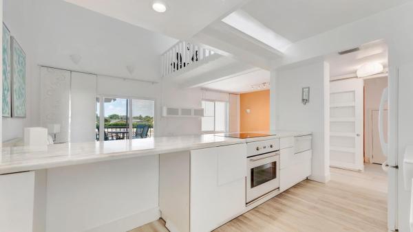 Seagate Country Club At The Hamlet, 830 Greensward Ct, Delray Beach, Florida 33445, image 1