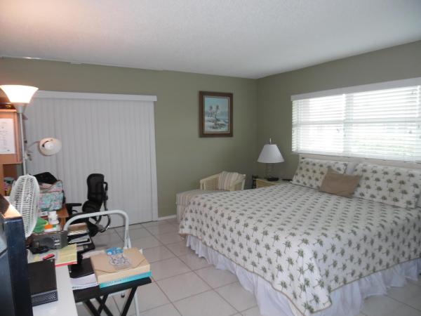 Fernley 2 At Cresthaven Townhomes, 5725 Fernley Dr E #39, West Palm Beach, Florida 33415, image 2