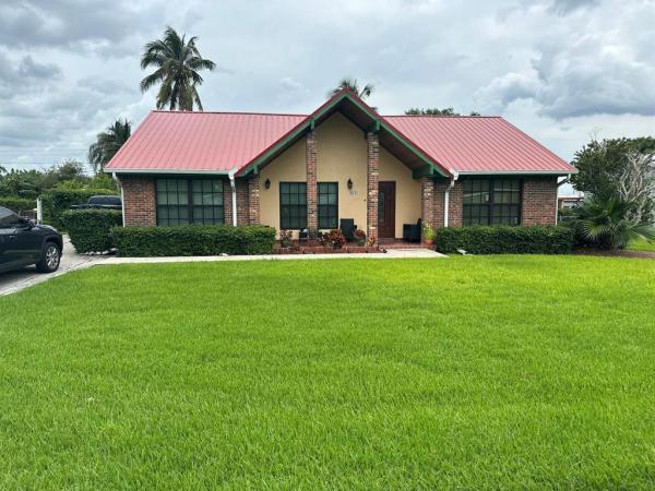 Belle Glade No HOA, 813 NE 2nd St, Belle Glade, Florida 33430, image 1