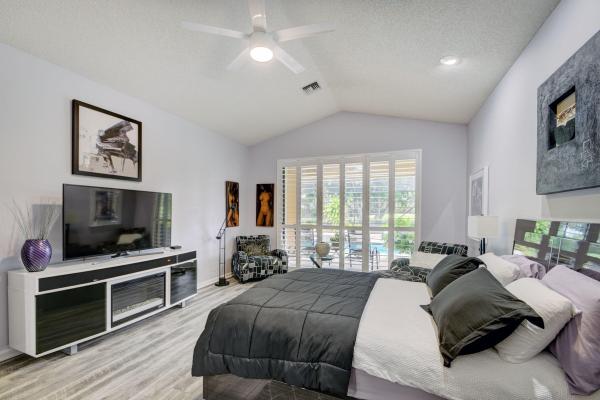 Exeter At Wycliffe, 4900 Exeter Estate Ln, Lake Worth, Florida 33449, image 2