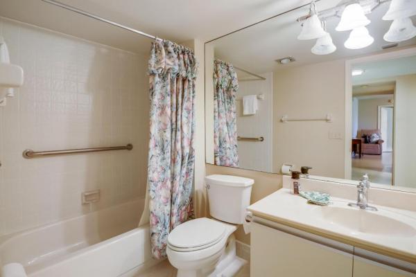 Versailles Court At The Fountains Country Club, 4770 Fountains Dr S #206, Lake Worth, Florida 33467, image 1