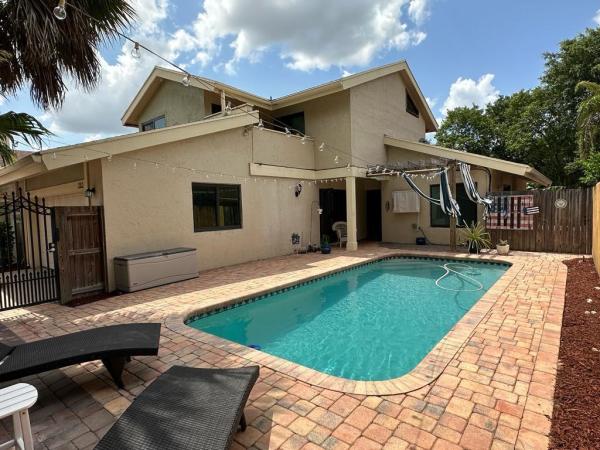 Sierra Del Mar, 7805 Stanway Pl #39, Boca Raton, Florida 33433, image 1