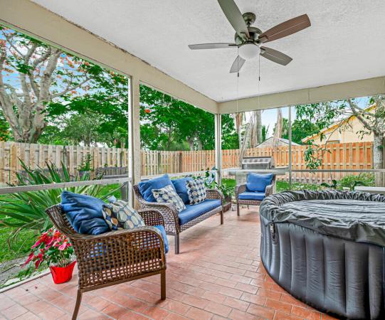 Lakeside Shores, 1226 Rowayton Cir, Wellington, Florida 33414, image 2