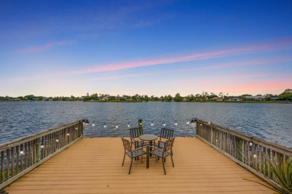 Lakeside Shores, 12853 Guilford Cir, Wellington, Florida 33414, image 1