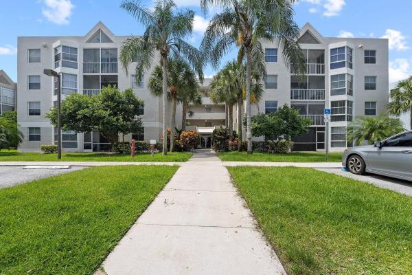 Ruby At Delray, 5936 Morningstar Cir #403, Delray Beach, Florida 33484, image 1
