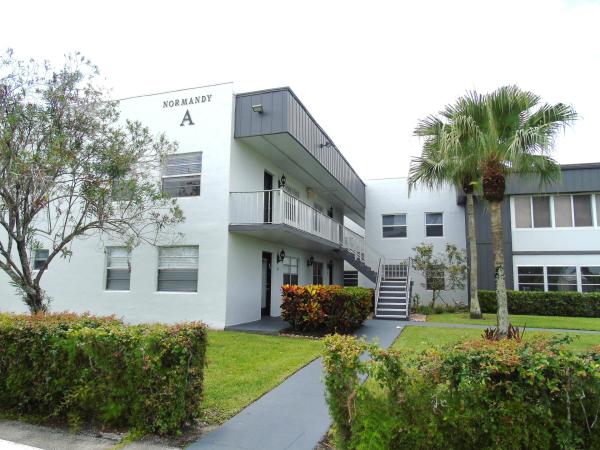 Normandy At Kings Point, 18 Normandy A, Delray Beach, Florida 33484, image 2