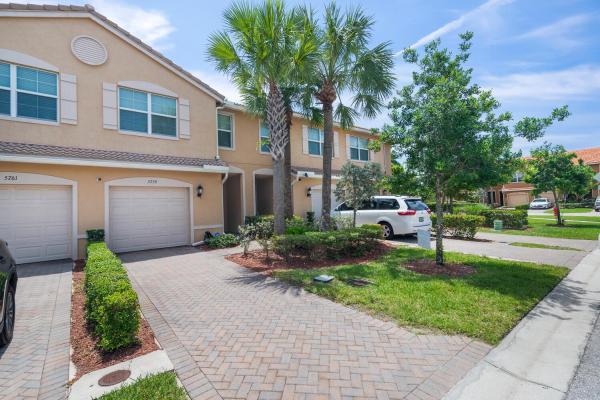 Colony Reserve At Lake Worth, 5759 Monterra Club Dr, Lake Worth Beach, Florida 33463, image 1