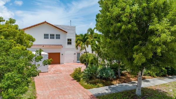 Spanish Village, 237 NW 7th St, Boca Raton, Florida 33432, image 1