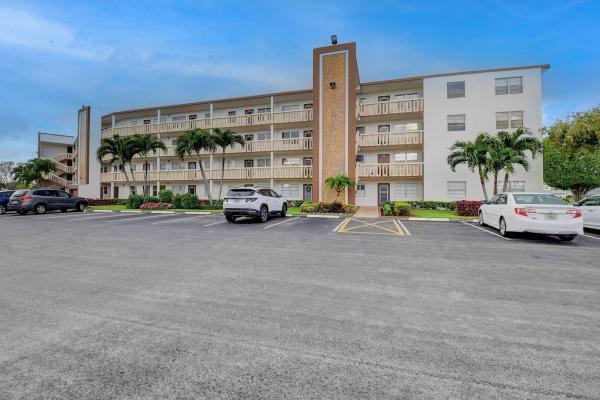 Guildford At Century Village, 4089 Guildford E, Boca Raton, Florida 33434, image 1