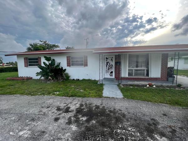 Roosevelt Estates, 1430 7th St, West Palm Beach, Florida 33401, image 1