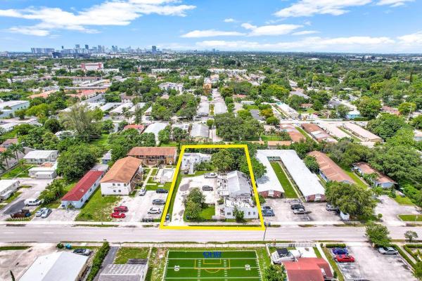 Hollywood Little Ranches, 2306 Van Buren St, Hollywood, Florida 33020, image 1