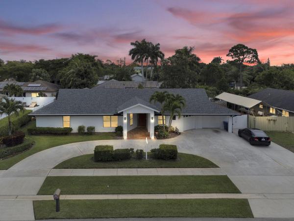 Briarwood, 920 Briarwood Dr, Haverhill, Florida 33415, image 1
