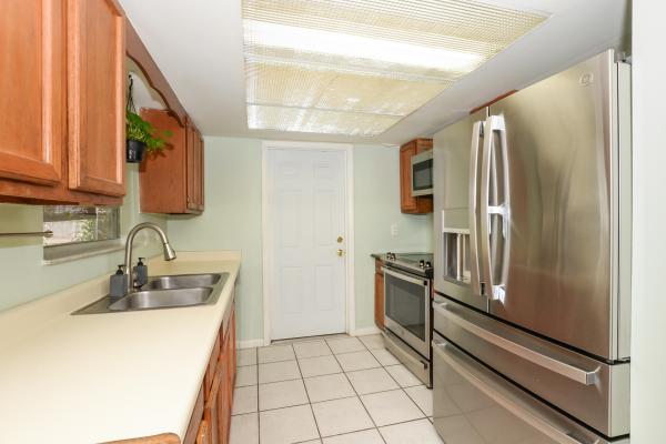 Indian River Estates, 5813 Birch Dr, Fort Pierce, Florida 34982, image 2