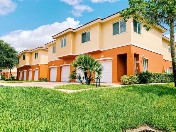 Villas Of Palomino, 3310 Palomino Dr #624-6, Davie, Florida 33024, image 1