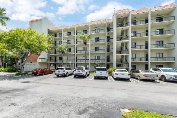 The Senate, 3000 Presidential Way #306, West Palm Beach, Florida 33401, image 1