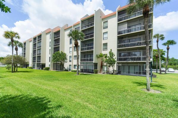 The Senate, 3000 Presidential Way #306, West Palm Beach, Florida 33401, image 3