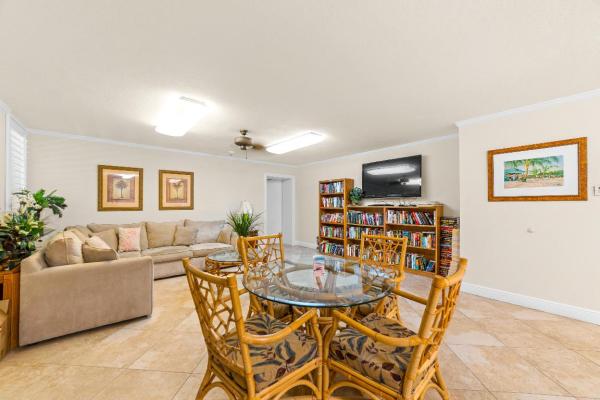 Villa Towers, 3640 N Ocean Dr #929, Riviera Beach, Florida 33404, image 2