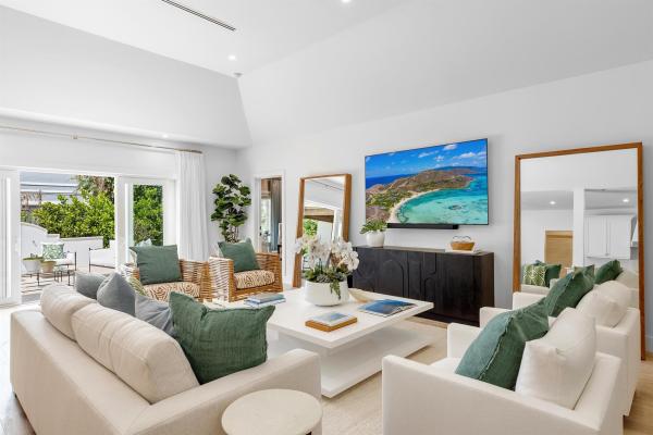 Rafalsky Mark, 255 Ridgeview Dr, Palm Beach, Florida 33480, image 1