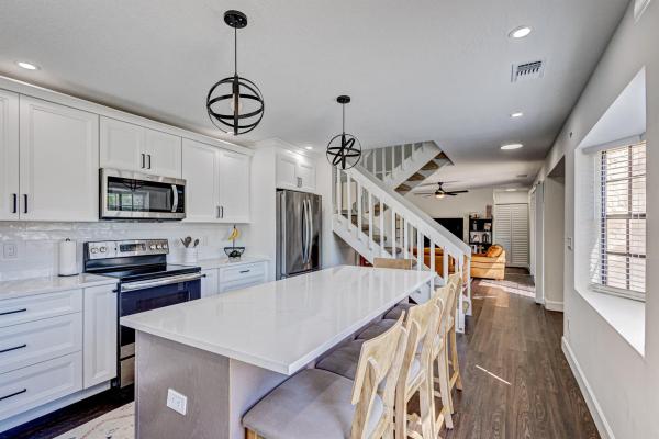 Prestwick Chase, 365 Prestwick Cir #2, Palm Beach Gardens, Florida 33418, image 1