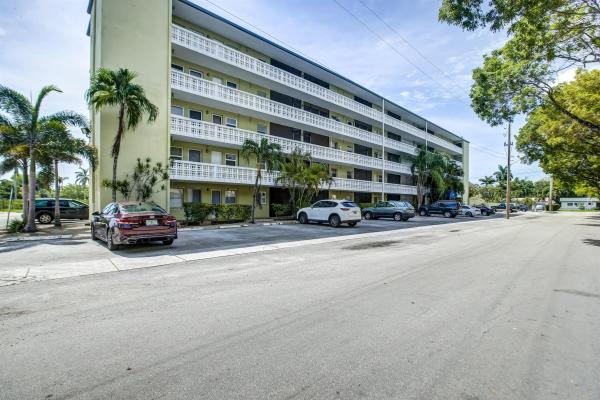 Santa Monica, 1425 Arthur St #204a, Hollywood, Florida 33020, image 1