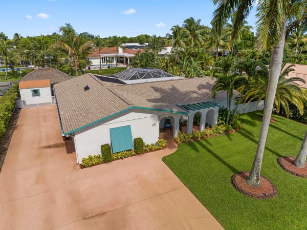 Palm Ridge Estates, 8330 Waterway Dr, Lake Clarke Shores, Florida 33406, image 2