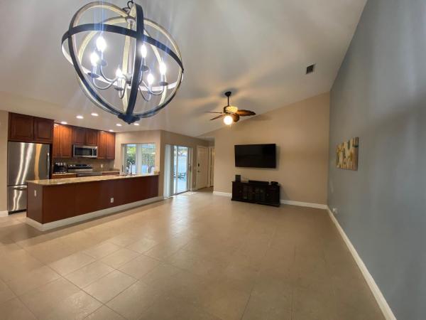 Sun Terrace At Lake Catherine, 3301 Lakemont Ct, Palm Beach Gardens, Florida 33403, image 3