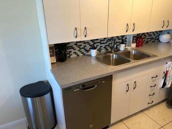 Guildford At Century Village, 2016 Guildford A, Boca Raton, Florida 33434, image 1