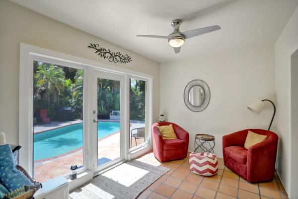 Gale Lake Worth, 302 34th St, West Palm Beach, Florida 33407, image 1