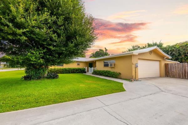 Maravilla Estates, 2812 S 10th St, Fort Pierce, Florida 34982, image 1