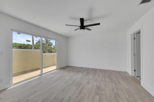 Los Rayos De Sol In The Grove, 7477 Campo Florido, Boca Raton, Florida 33433, image 3