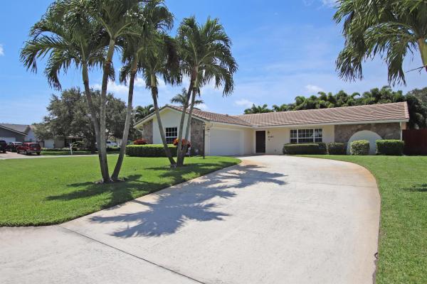 Riverside Pines, 4417 Nicole Cir, Jupiter, Florida 33469, image 1