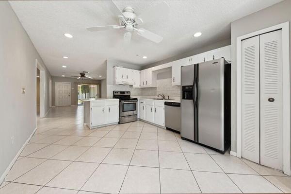 Forest Hill Villas Garden, 5957 Forest Hill Blvd #8, West Palm Beach, Florida 33415, image 2