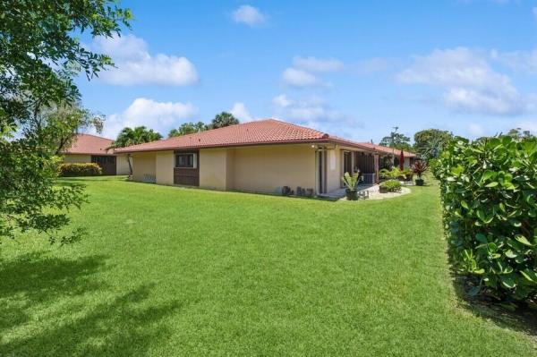 Forest Hill Villas Garden, 5957 Forest Hill Blvd #8, West Palm Beach, Florida 33415, image 3