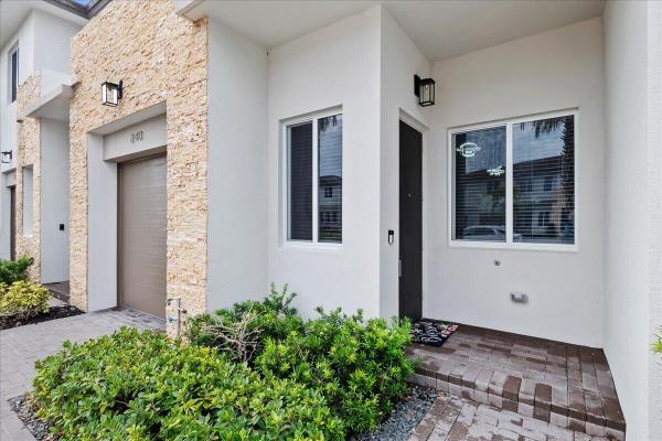Greyson, 840 Pioneer Way, Royal Palm Beach, Florida 33411, image 2