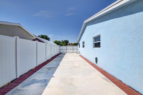 Boca Raton Square, 1781 SW 12th St, Boca Raton, Florida 33486, image 1