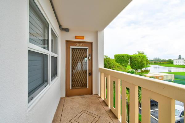 Guildford At Century Village, 3037 Guildford C, Boca Raton, Florida 33434, image 1