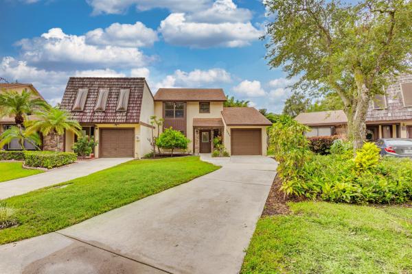 Town Oaks, 1022 Raintree Dr, Palm Beach Gardens, Florida 33410, image 1