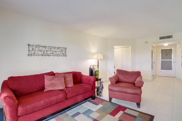 Princeton At Poinciana Place, 3755 Via Poinciana #405, Lake Worth Beach, Florida 33467, image 1