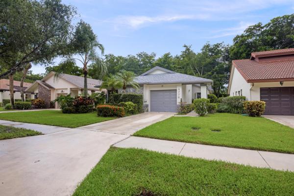 Fairmont Place, 4776 Boxwood Cir, Boynton Beach, Florida 33436, image 1