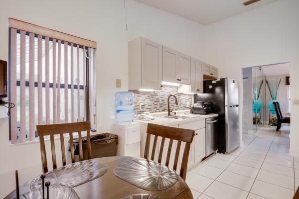 Fairmont Place, 4776 Boxwood Cir, Boynton Beach, Florida 33436, image 1
