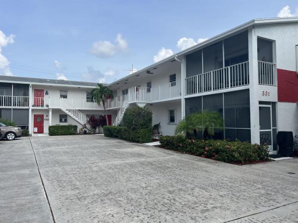 Rita, 531 N J St #3, Lake Worth Beach, Florida 33460, image 1