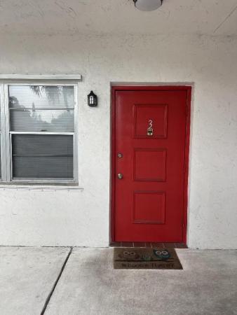 Rita, 531 N J St #3, Lake Worth Beach, Florida 33460, image 1