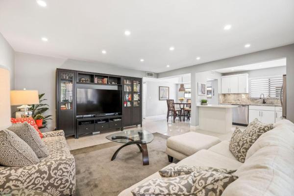 Ashland At Lakes Of Delray, 15109 Ashland Dr #326, Delray Beach, Florida 33484, image 2