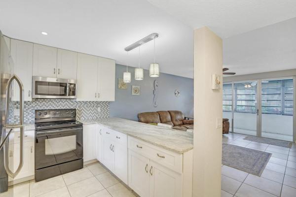 Boundbrook, 2540 Boundbrook Blvd #108, Palm Springs, Florida 33406, image 1