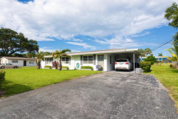 West Gate Estates, 1214 Suwanee Dr, West Palm Beach, Florida 33409, image 1