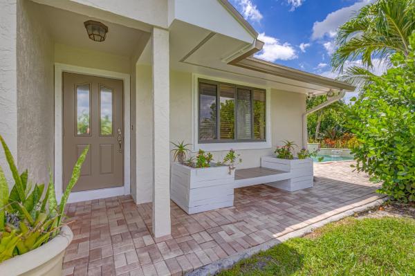 Palm Beach Country Estates, 16108 N 72nd Dr, West Palm Beach, Florida 33418, image 1
