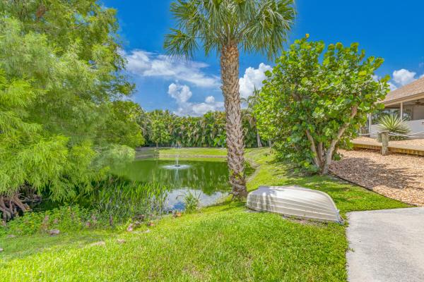 Palm Beach Country Estates, 16108 N 72nd Dr, Palm Beach Gardens, Florida 33418, image 2