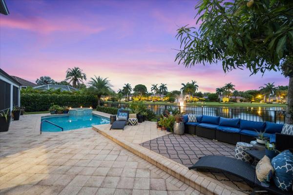 Exeter At Wycliffe, 4853 Exeter Estate Ln, Lake Worth, Florida 33449, image 2