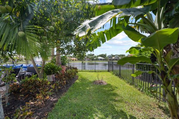 Exeter At Wycliffe, 4853 Exeter Estate Ln, Lake Worth, Florida 33449, image 3