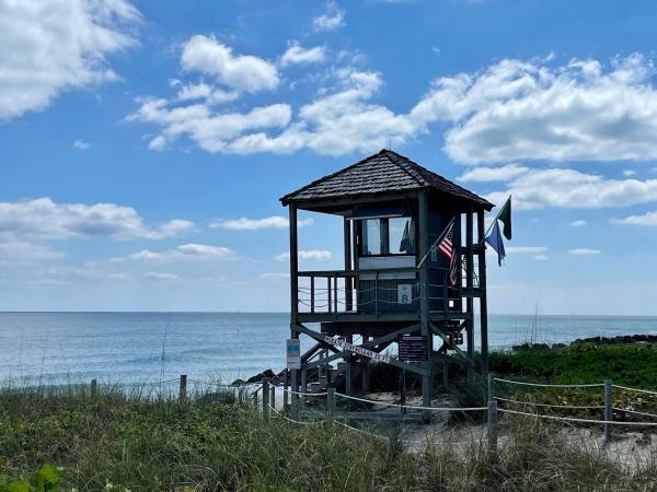 Uno Lago, 700 Uno Lago Dr #301, Juno Beach, Florida 33408, image 1